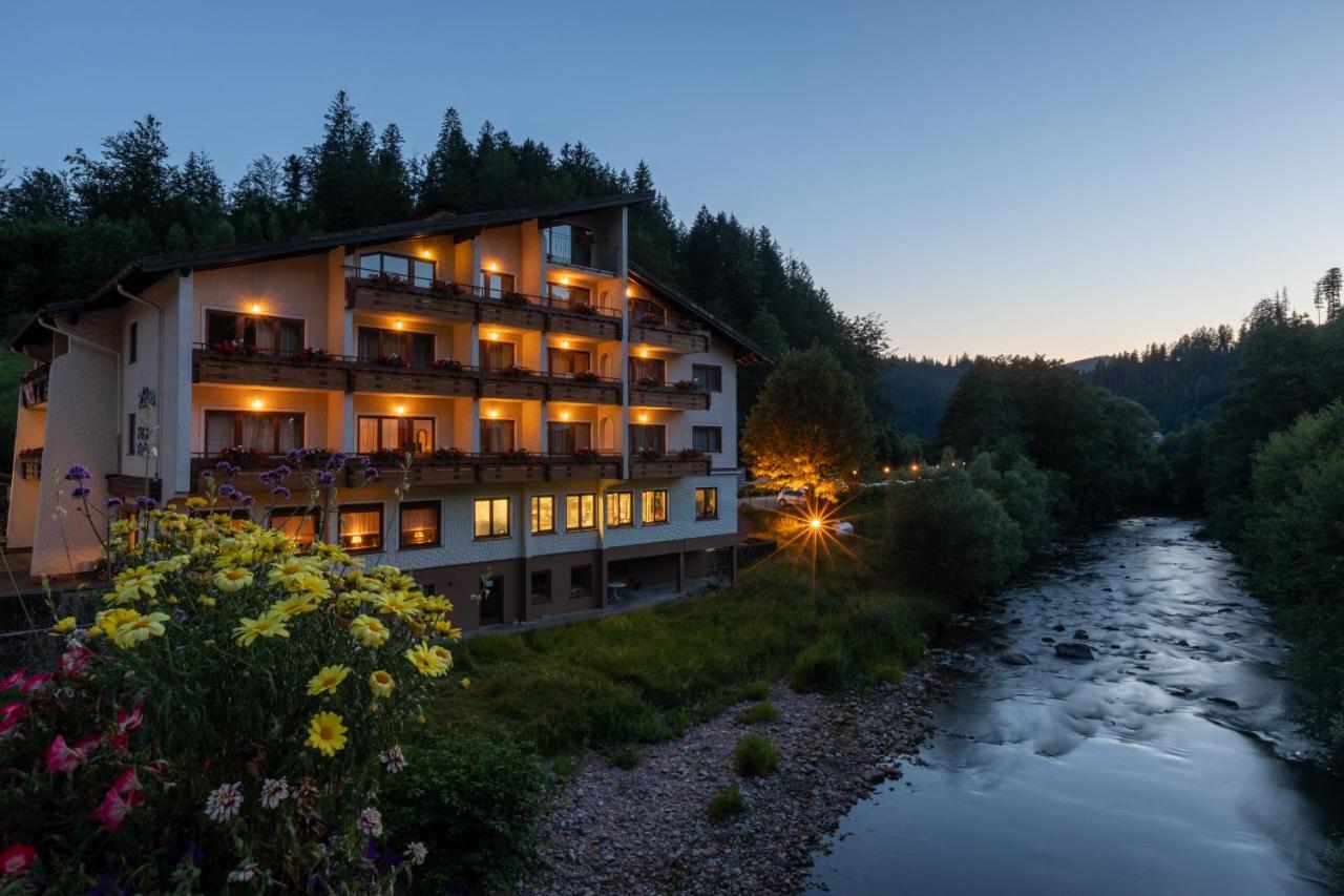 Sackmann Wanderhotel Baiersbronn Bagian luar foto