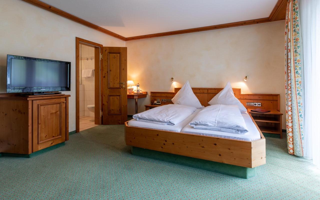 Sackmann Wanderhotel Baiersbronn Bagian luar foto