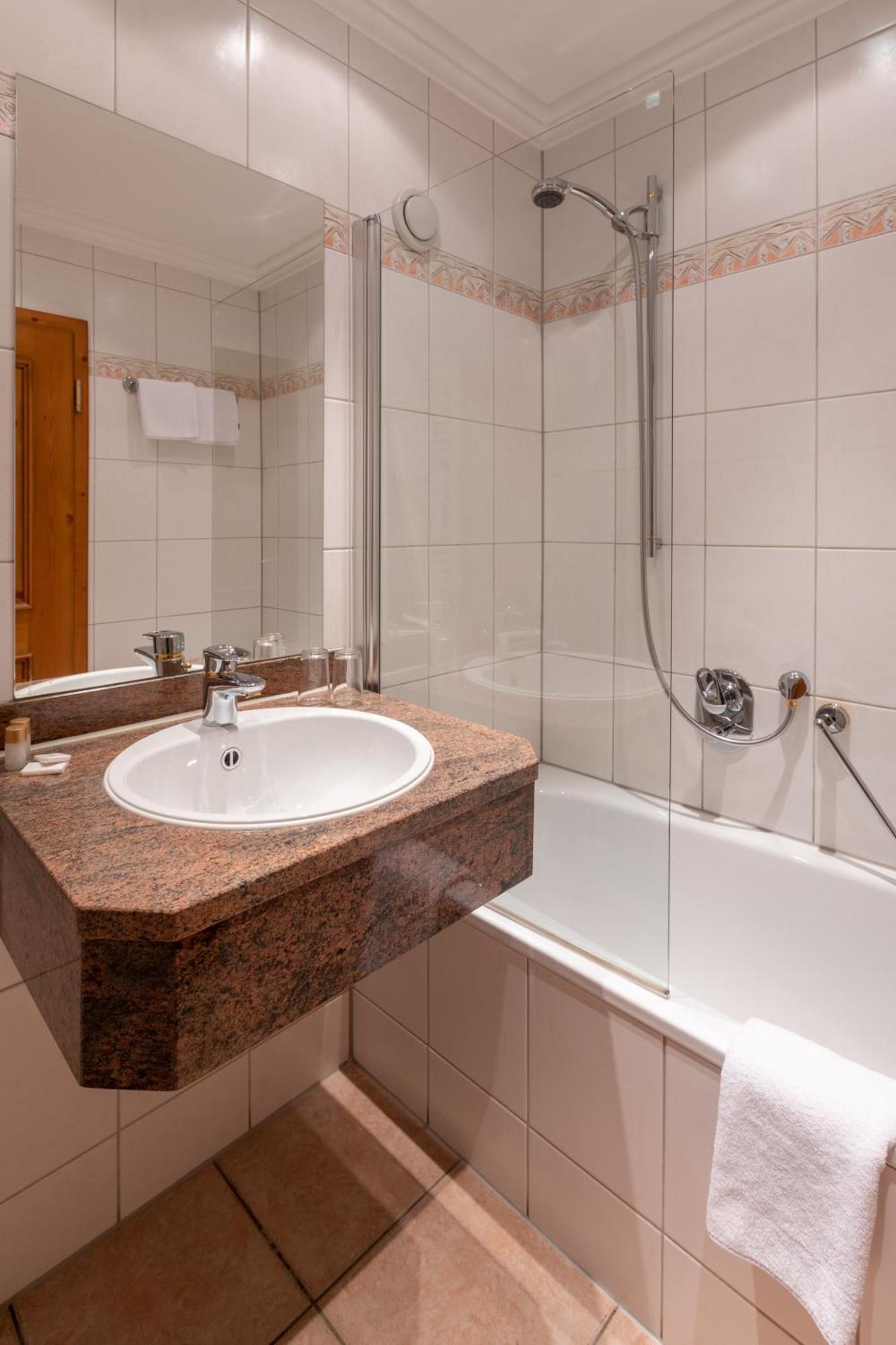 Sackmann Wanderhotel Baiersbronn Bagian luar foto