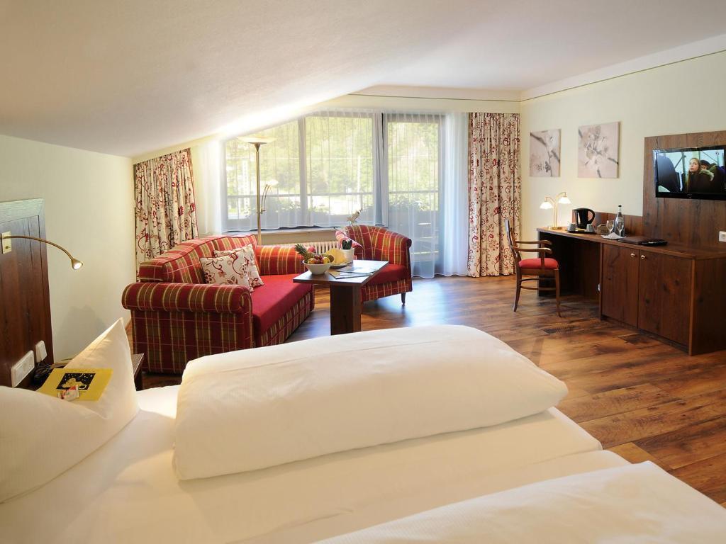 Sackmann Wanderhotel Baiersbronn Bagian luar foto